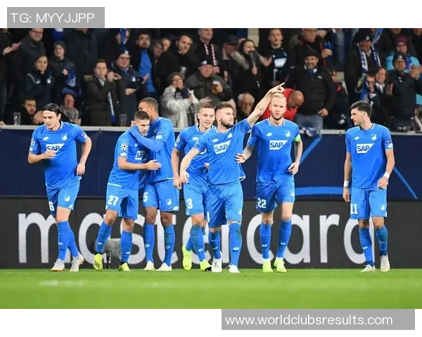 德累斯勒与菲尔特的激烈对决揭示了足球战术的博弈与球队实力的较量